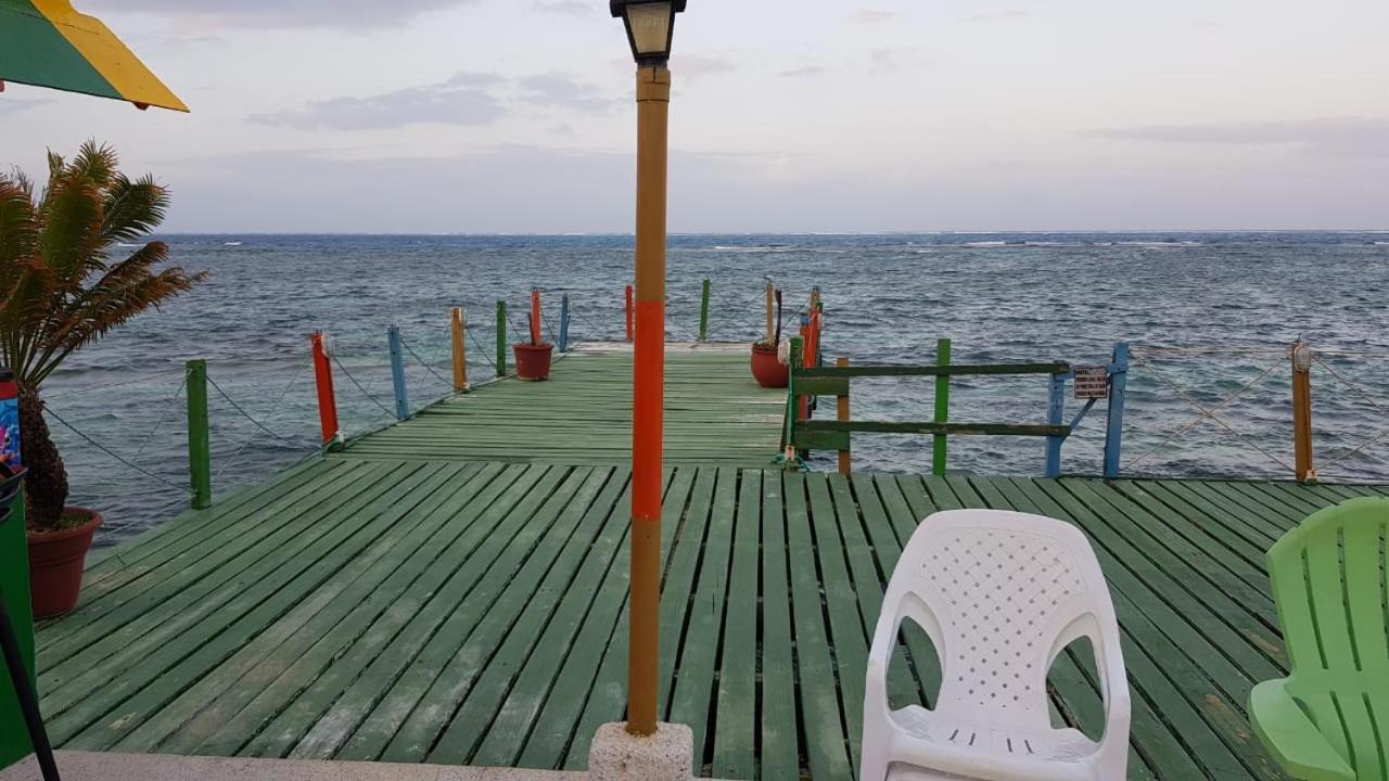 Apartahotel Tres Casitas San Andrés Eksteriør bilde